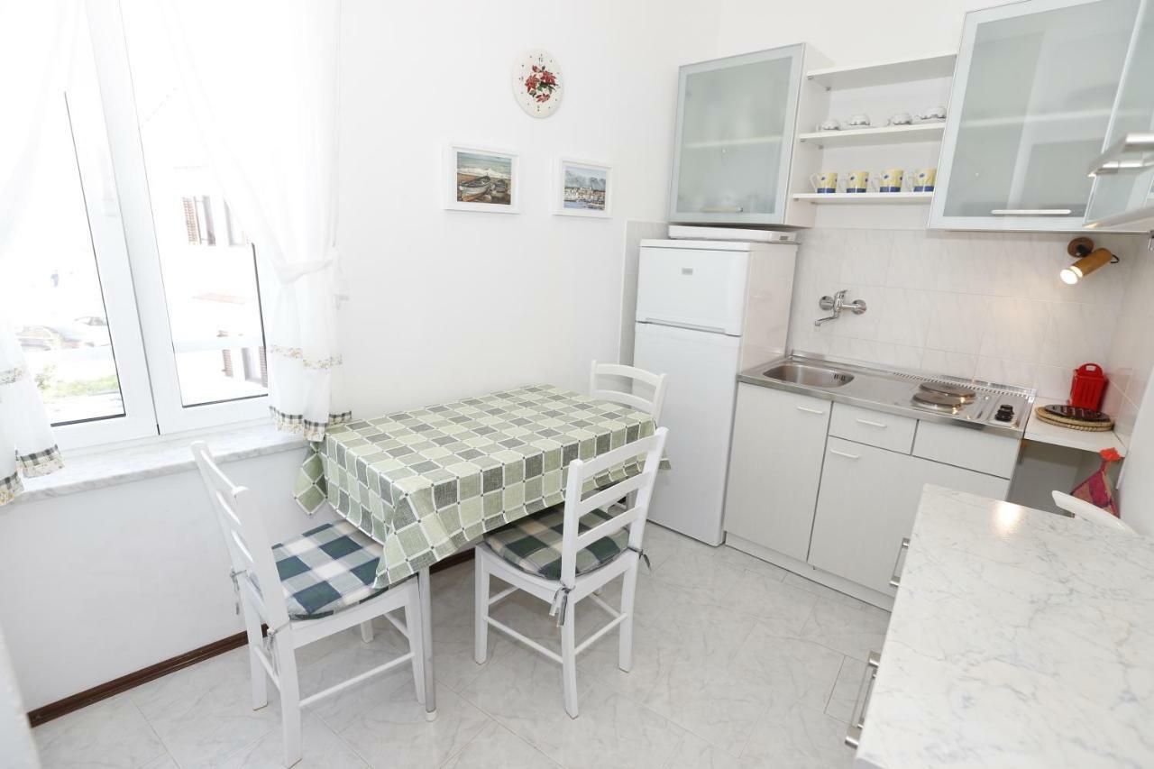 Apartment Luiza With Terrace Baška Extérieur photo